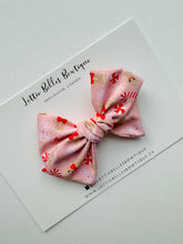 Load image into Gallery viewer, Pink Peppermint Gingerbread