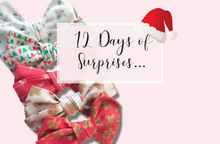 Load image into Gallery viewer, 12 Days of Surprises : Christmas Bows and Bracelets Calendar