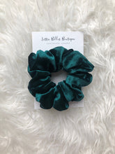 Load image into Gallery viewer, Big Bow Headwraps - Crushed Velvet