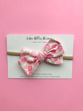 Load image into Gallery viewer, Pink Donuts