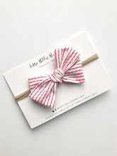 Load image into Gallery viewer, Love Lines