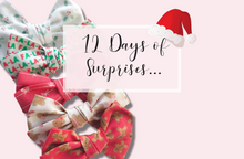 Load image into Gallery viewer, 12 Days of Surprises : Christmas Bows and Bracelets Calendar
