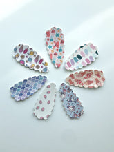 Load image into Gallery viewer, Summer Fun - Faux Leather Snap Clips
