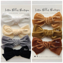 Load image into Gallery viewer, Custom Itty Bitty Velvet Set - 3 Velvet Bows
