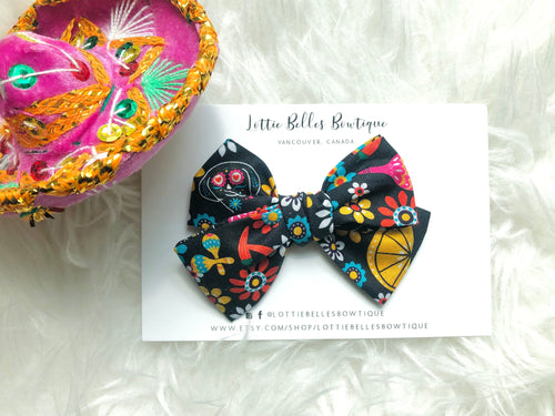 Gift for Toddler Girls. Toddler Hair Bows, Hair bows for babies, hair clips, toddler hair bow, baby hair bow,  baby headband bow, cinco de mayo hair bow, Mexican hair bow