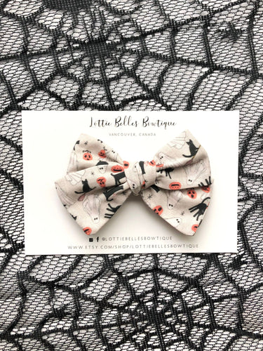 Gift for Toddler Girls. Toddler Hair Bows, Hair bows for babies, hair clips, toddler hair bow, baby hair bow, halloween hair bow, baby headband bow, 