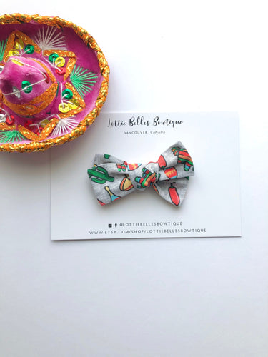 Gift for Toddler Girls. Toddler Hair Bows, Hair bows for babies, hair clips, toddler hair bow, baby hair bow,  baby headband bow, cinco de mayo hair bow, Mexican hair bow