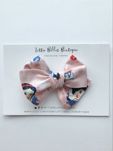 Load image into Gallery viewer, Hair bows for babies, hair clips, toddler hair bow, baby hair bow, Disney hair bow, princess hair bow, Snow White, Disney princess
